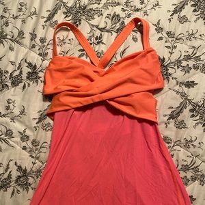 Lululemon cross tank